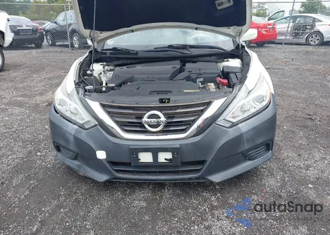 2016 Nissan Altima 2.5 S z USA, uszkodzony, nr VIN 1N4AL3AP3GC271853